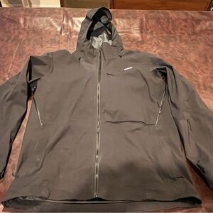 Patagonia Mens Untracked XL ski snowboard goretex jacket
